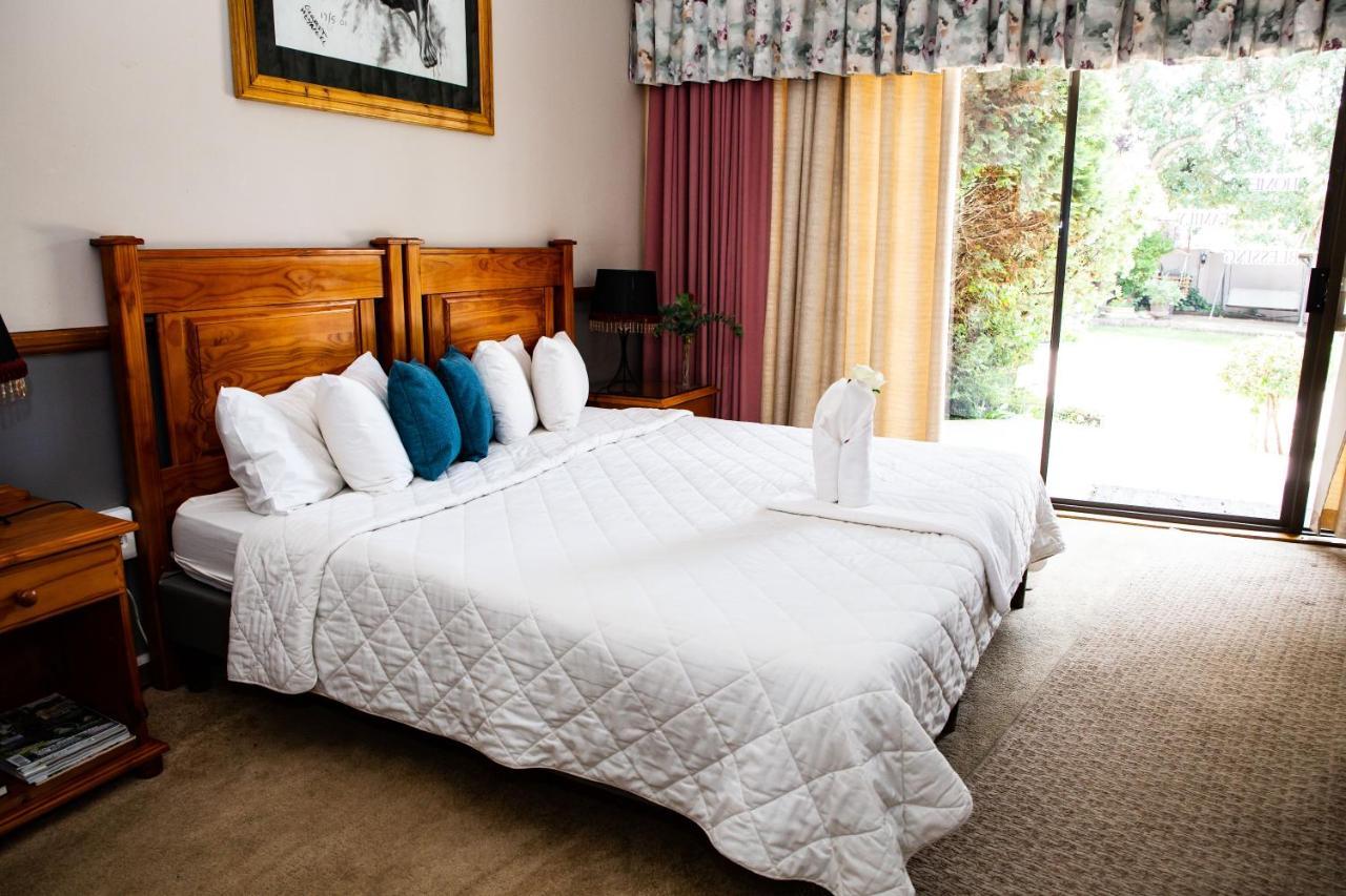 Woodpecker Guesthouse Фіксбург Екстер'єр фото
